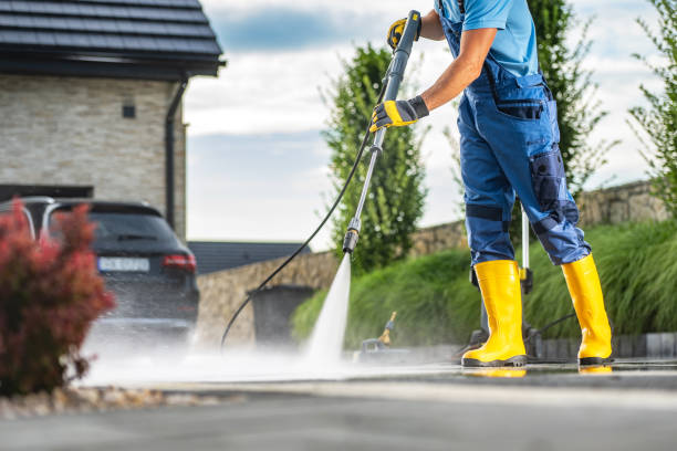 Pressure Washing Estimates in Belmont, CA